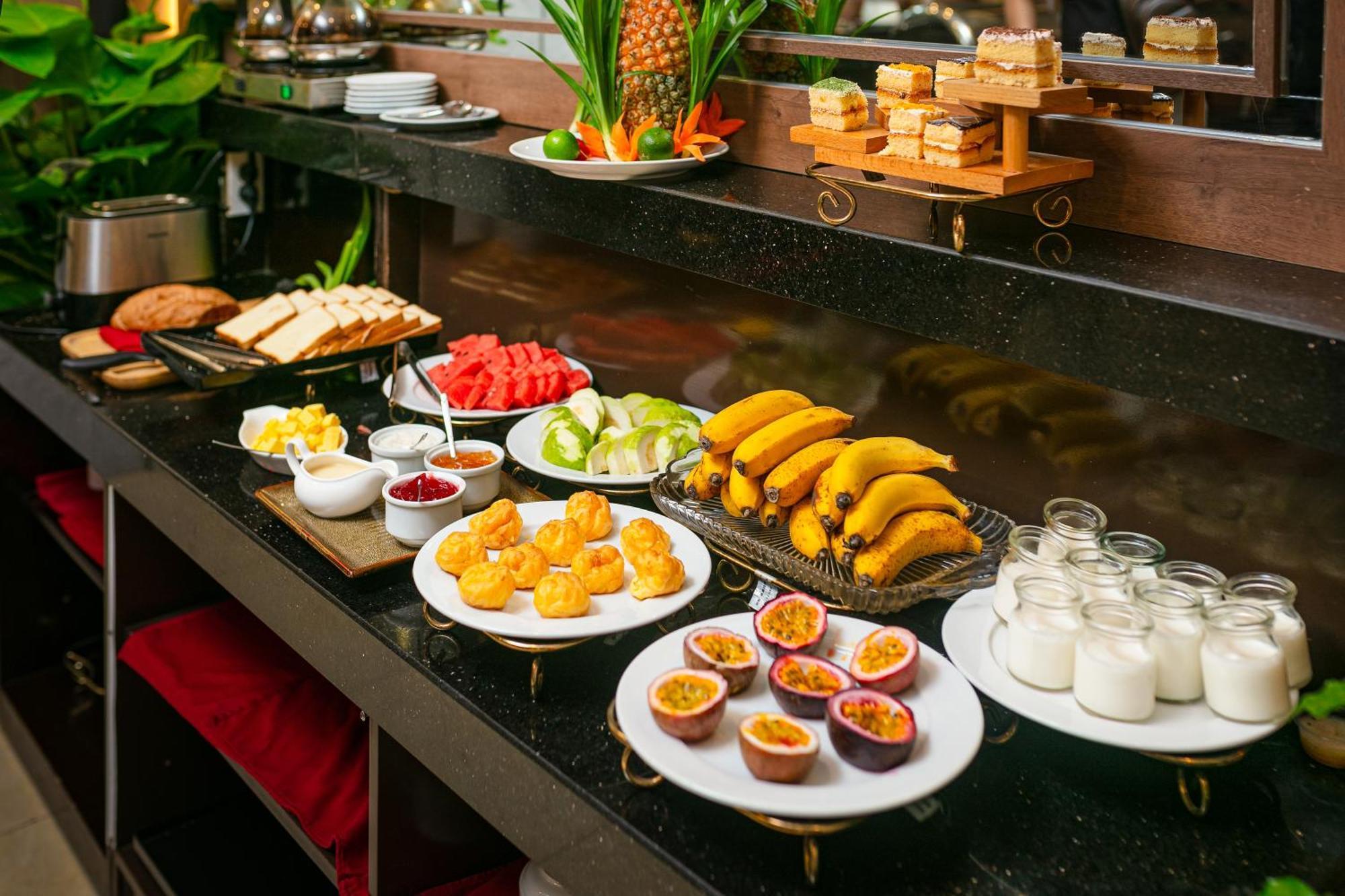 Hanoi La Palm Premier Hotel & Spa Bagian luar foto
